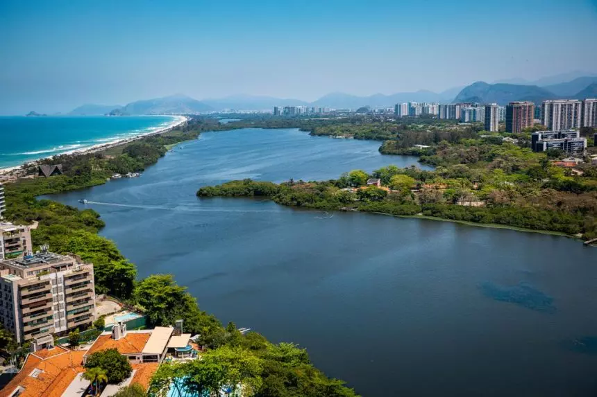 MP cobra suspensão de licenças para condomínio na Barra; projeto prevê remoção de 900 árvores MP cobra suspensão de licenças para condomínio na Barra; projeto prevê remoção de 900 árvores