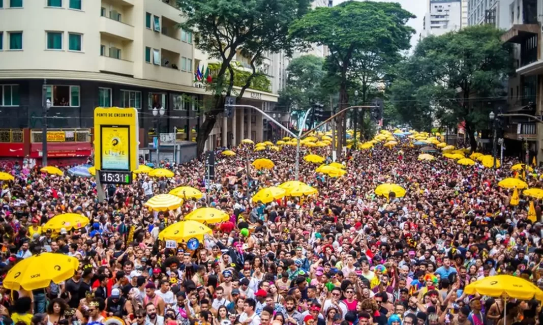 Promotoria recomenda planejamento e fiscalização no Carnaval de São Paulo Promotoria recomenda planejamento e fiscalização no Carnaval de São Paulo