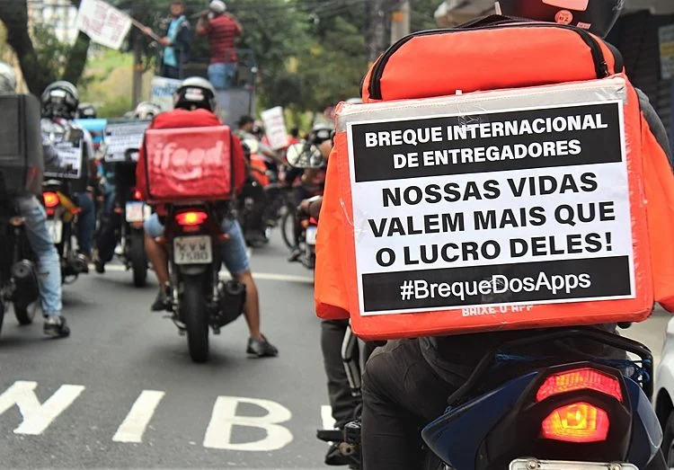 Projeto que regula trabalho por aplicativo não atende demandas dos entregadores Projeto que regula trabalho por aplicativo não atende demandas dos entregadores