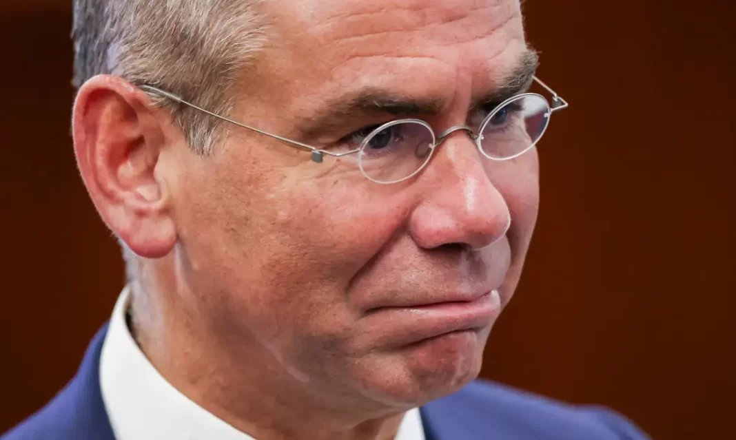 Troca de advogado de Daniel Vorcaro sinaliza possível delação premiada Troca de advogado de Daniel Vorcaro sinaliza possível delação premiada