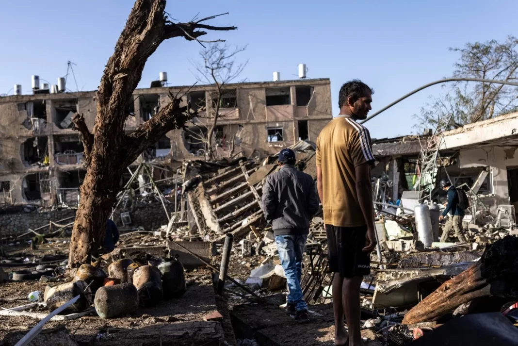 Ataques do Irã a cidades próximas de instalações nucleares de Israel deixam 180 feridos Ataques do Irã a cidades próximas de instalações nucleares de Israel deixam 180 feridos