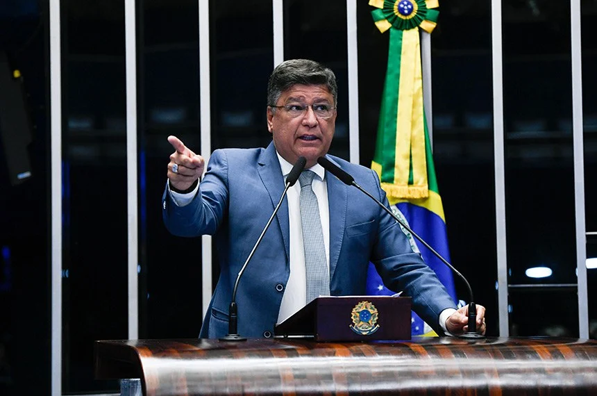 Deputados pedem suspeição de presidente da CPMI do INSS Deputados pedem suspeição de presidente da CPMI do INSS