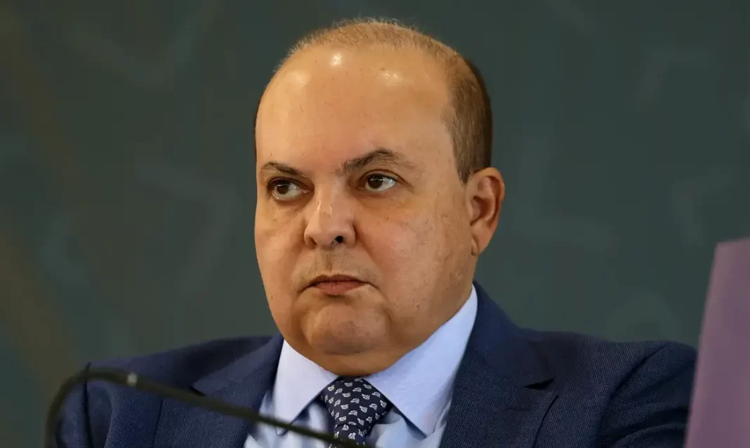 Ex-governador do DF não comparece à CPI do Crime Organizado Ex-governador do DF não comparece à CPI do Crime Organizado