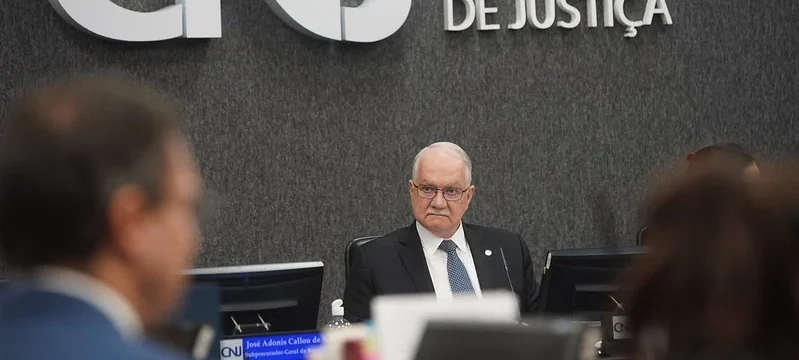 Estamos imersos em crise do Judiciário que precisa ser enfrentada, diz Fachin Estamos imersos em crise do Judiciário que precisa ser enfrentada, diz Fachin