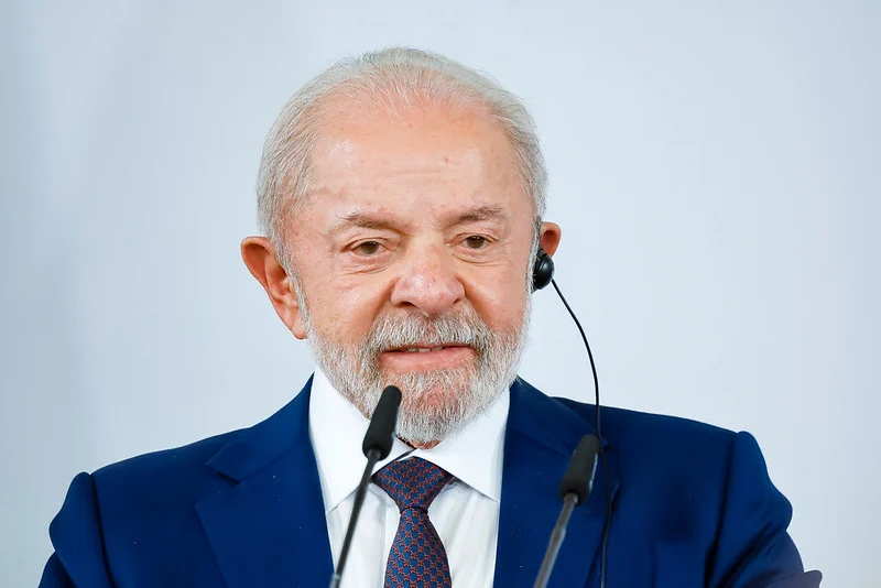 Na Alemanha, Lula vai pedir mais dinheiro a Merz para Fundo de Florestas Na Alemanha, Lula vai pedir mais dinheiro a Merz para Fundo de Florestas