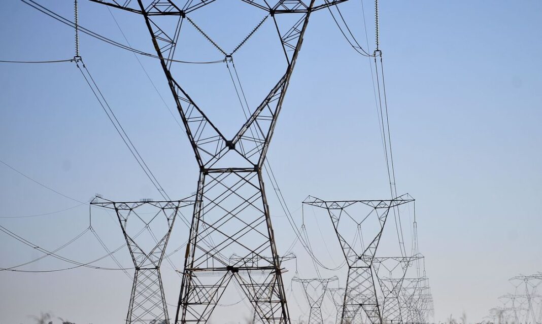 Enel reafirma interesse em manter concessão e nega troca de distribuidora em SP Enel reafirma interesse em manter concessão e nega troca de distribuidora em SP