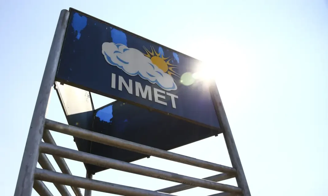 Regiões Nordeste e Sul têm alertas de temporais e ventos intensos Regiões Nordeste e Sul têm alertas de temporais e ventos intensos