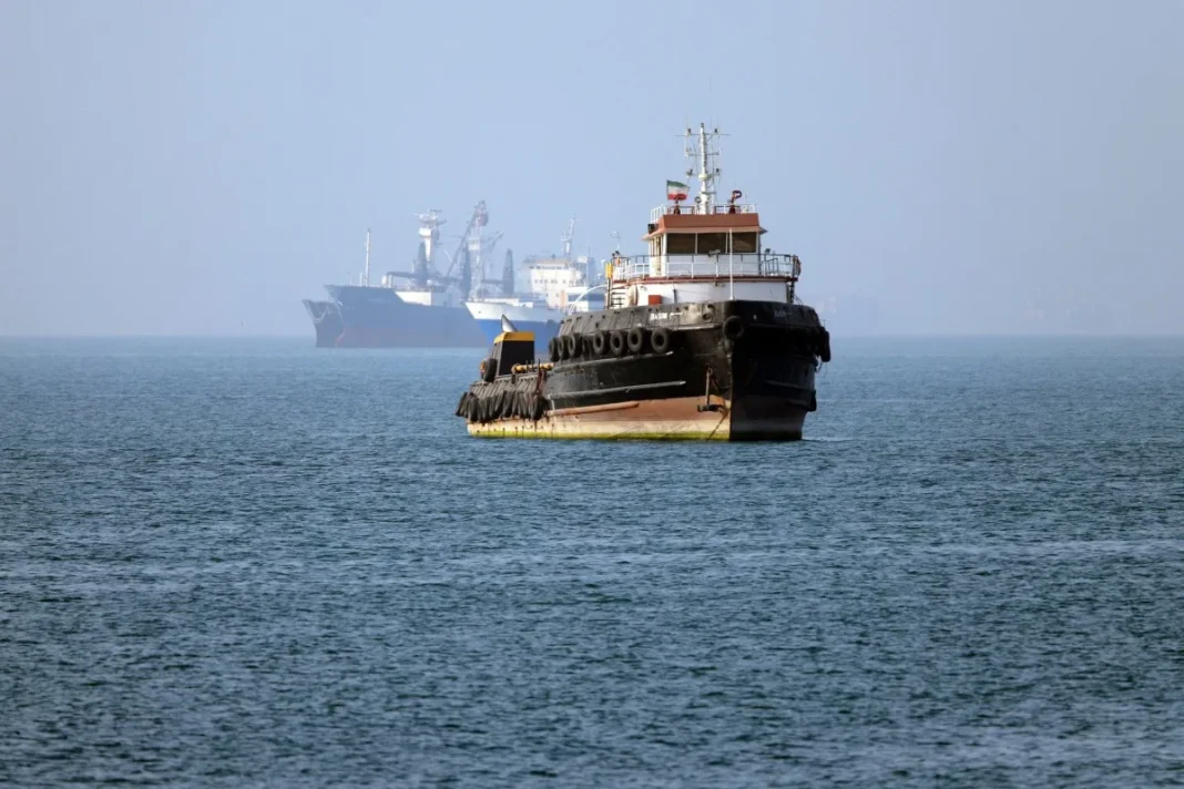 Irã reformula controle de Ormuz; navios chineses liberados Irã reformula controle de Ormuz; navios chineses liberados