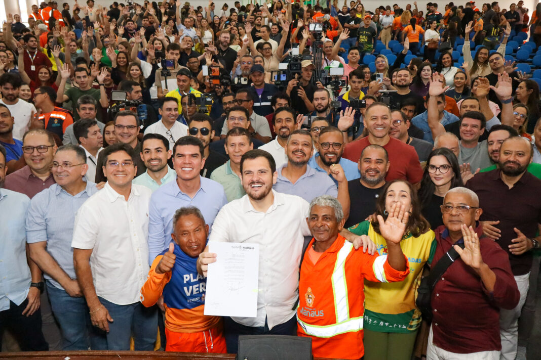 Prefeito Renato Junior reajusta salário e auxílio-alimentação de mais de 30 mil servidores, priorizando a valorização dos trabalhadores do município Prefeito Renato Junior reajusta salário e auxílio-alimentação de mais de 30 mil servidores, priorizando a valorização dos trabalhadores do município