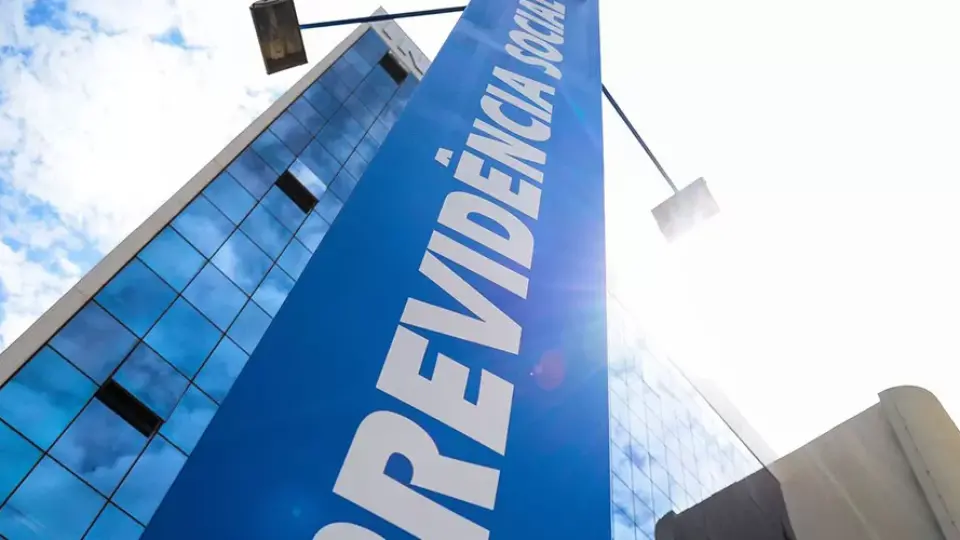Pedido recente de aposentadoria terá prioridade em fila de análise do INSS Pedido recente de aposentadoria terá prioridade em fila de análise do INSS