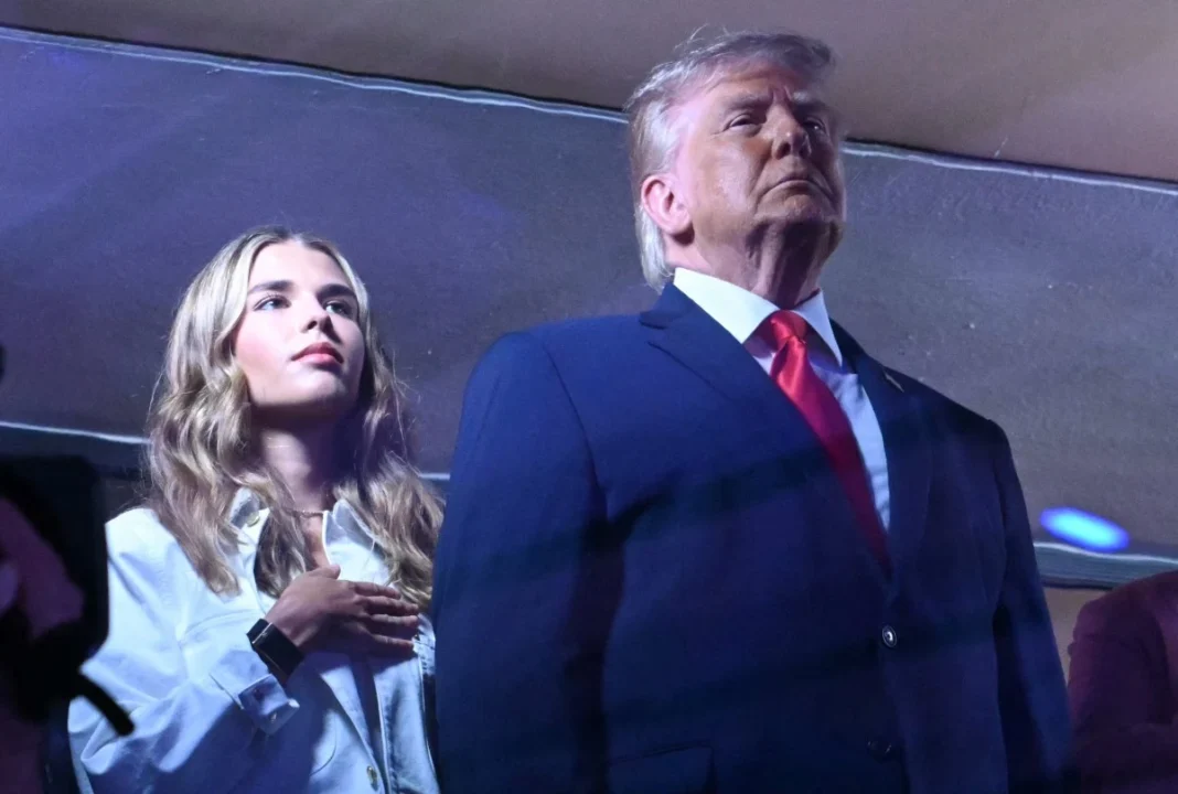 Trump é vaiado no Madison Square Garden em Nova York antes do jogo da NBA Trump é vaiado no Madison Square Garden em Nova York antes do jogo da NBA
