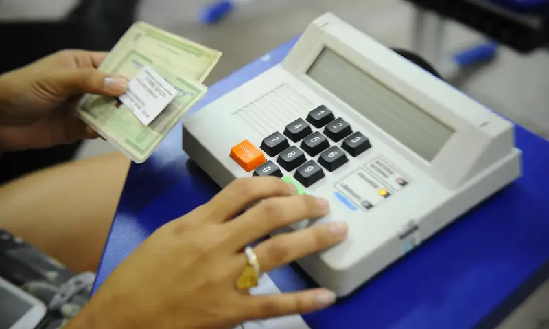 TSE vai convidar União Europeia para acompanhar eleições TSE vai convidar União Europeia para acompanhar eleições