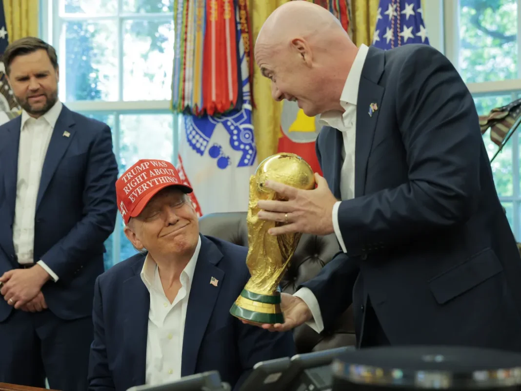 Trump não é o primeiro a sequestrar uma Copa Trump não é o primeiro a sequestrar uma Copa