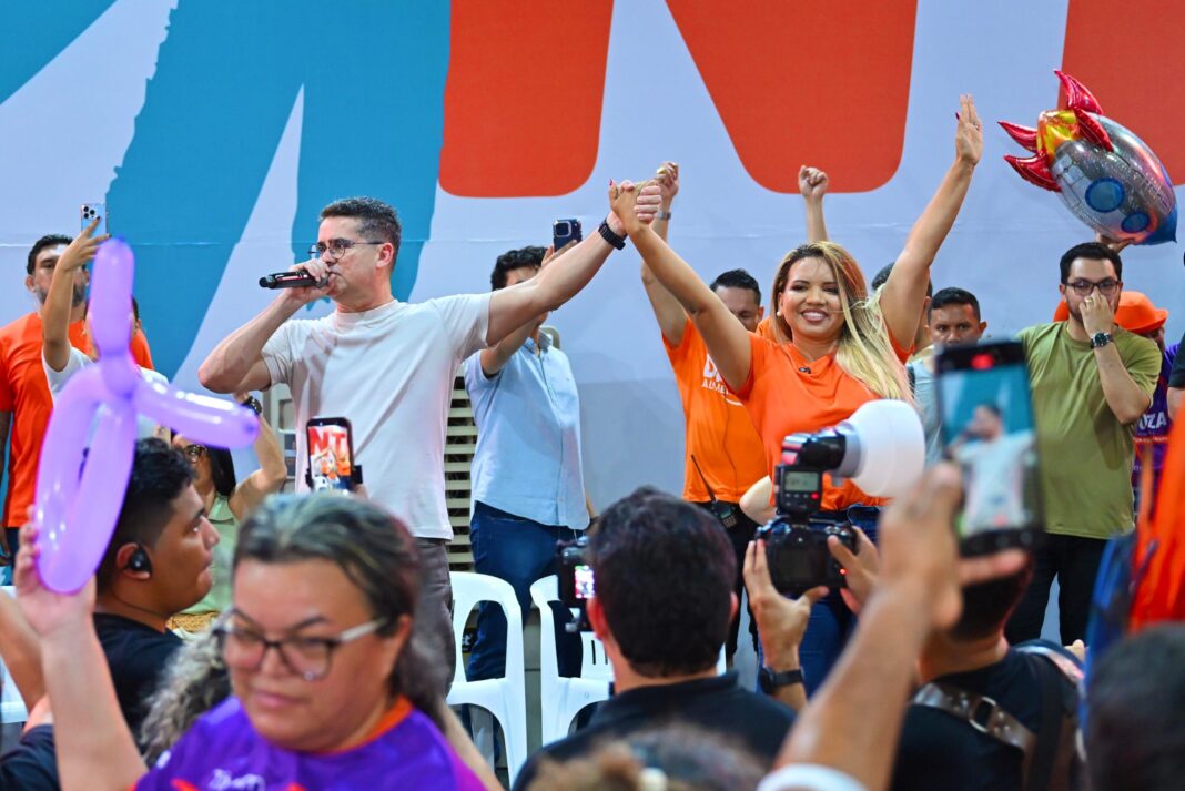Ao lado de David Almeida, Katy Feitoza reúne cerca de 1,5 mil pessoas e lança candidatura a deputada estadual Ao lado de David Almeida, Katy Feitoza reúne cerca de 1,5 mil pessoas e lança candidatura a deputada estadual