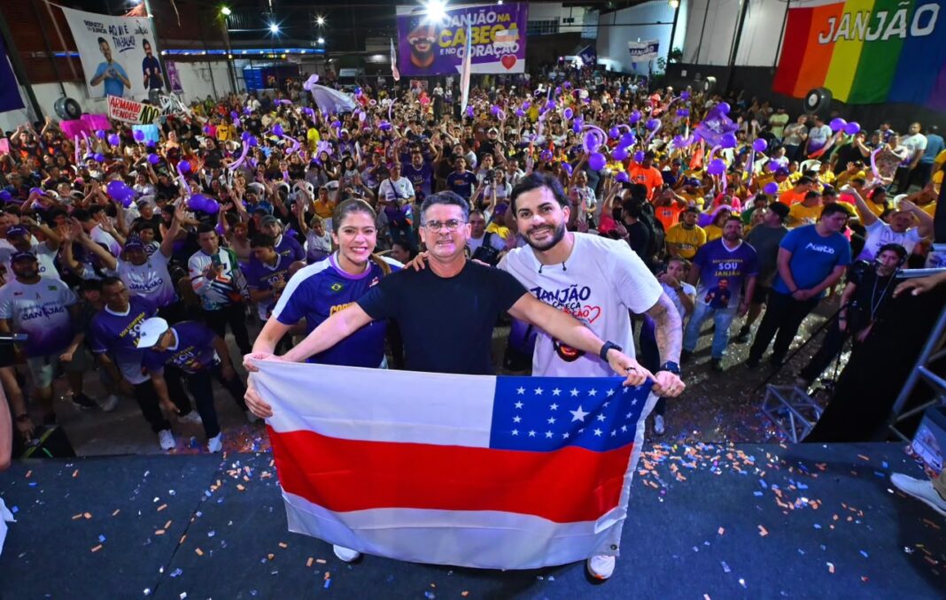 David Almeida destaca força de novas lideranças durante lançamento da pré-candidatura de Janjão David Almeida destaca força de novas lideranças durante lançamento da pré-candidatura de Janjão