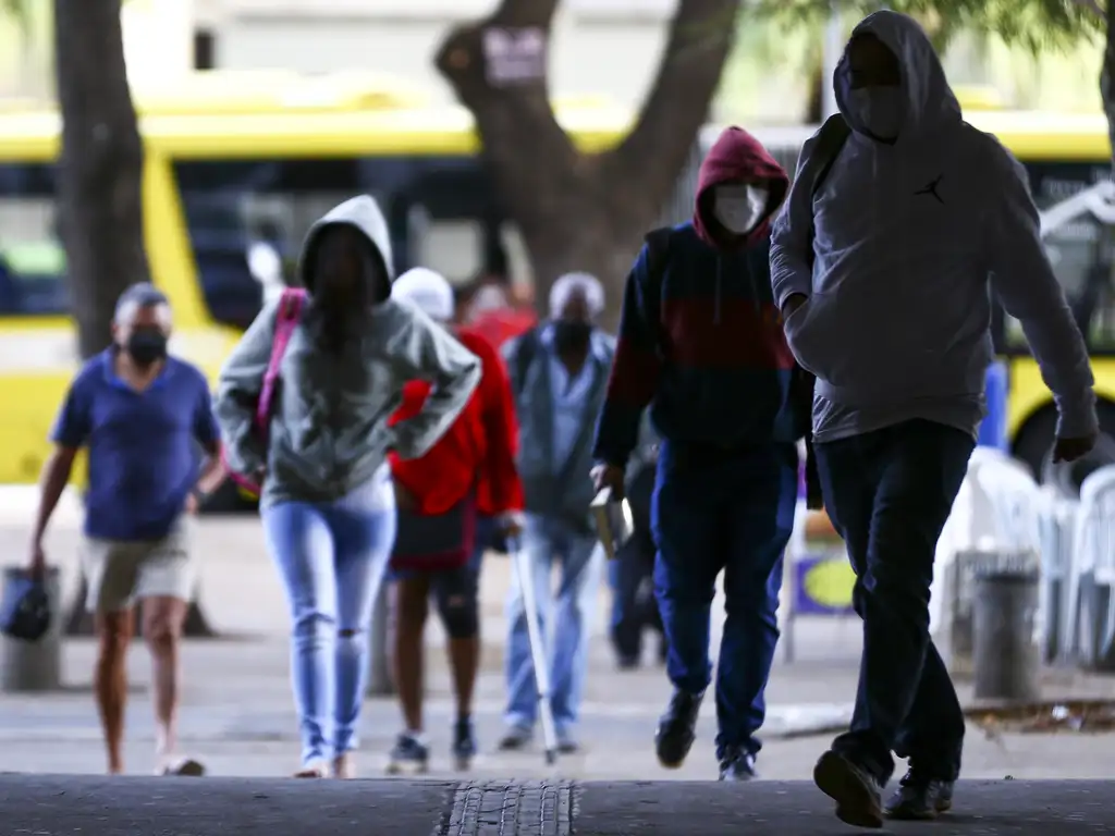 Frente fria provoca temporais no Sul; veja a previsão para esta quinta-feira (16) Frente fria provoca temporais no Sul; veja a previsão para esta quinta-feira (16)