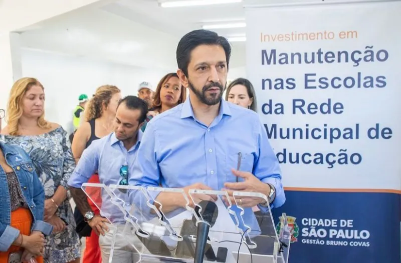 MP pede suspensão de edital para entregar gestão de escolas de São Paulo a entidades MP pede suspensão de edital para entregar gestão de escolas de São Paulo a entidades
