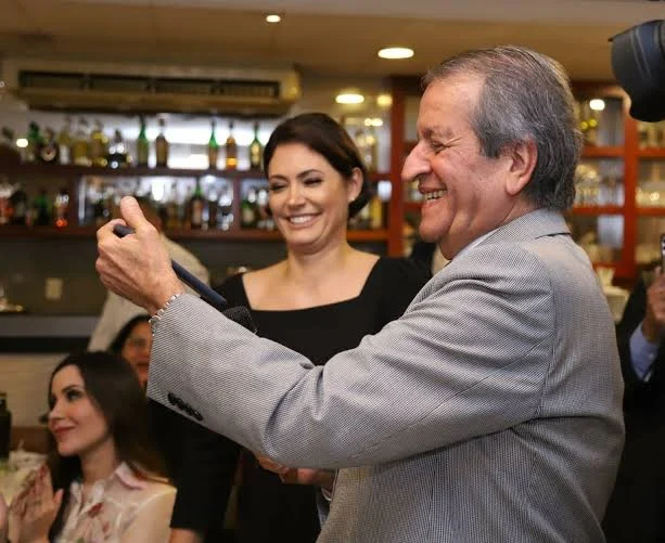 ‘Mulher arruma enguiço’ diz Valdemar sobre cargo de Michelle ‘Mulher arruma enguiço’ diz Valdemar sobre cargo de Michelle