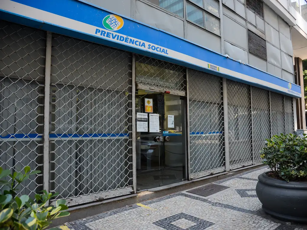 Governo quer adotar regra para mudar teto de juros do consignado do INSS Governo quer adotar regra para mudar teto de juros do consignado do INSS