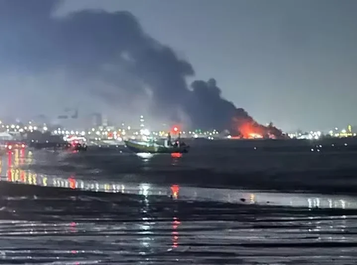Irã é alvo de explosões após Trump declarar fim de acordo Irã é alvo de explosões após Trump declarar fim de acordo