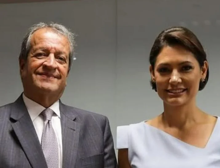 Presidente do PL diz que Michelle ‘precisa colocar a cabeça no lugar’ Presidente do PL diz que Michelle ‘precisa colocar a cabeça no lugar’