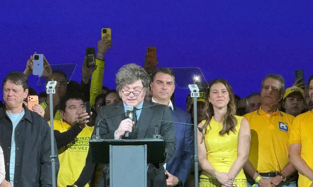 Não interromper o adversário quando está a fazer asneiras Não interromper o adversário quando está a fazer asneiras