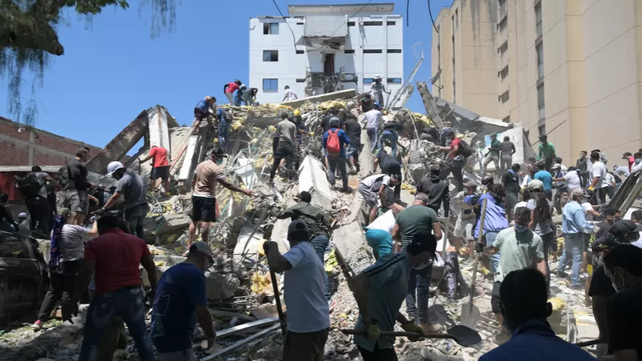 Terremoto na Colômbia: mortos passam de 100 Terremoto na Colômbia: mortos passam de 100