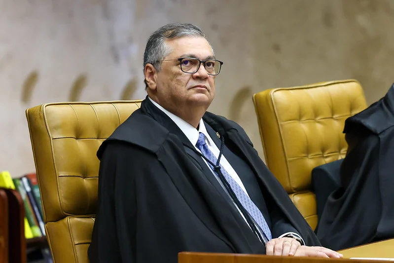 Dino anula emendas parlamentares solicitadas ou indicadas por presidentes de partidos Dino anula emendas parlamentares solicitadas ou indicadas por presidentes de partidos
