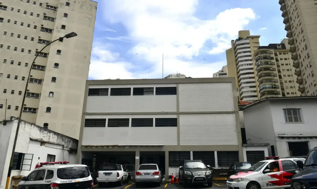 Unifesp identifica resíduo compatível com sangue no antigo DOI-Codi/SP Unifesp identifica resíduo compatível com sangue no antigo DOI-Codi/SP