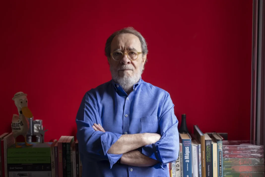 Fernando Morais processa OpenAI por uso não autorizado de seus livros no ChatGPT Fernando Morais processa OpenAI por uso não autorizado de seus livros no ChatGPT
