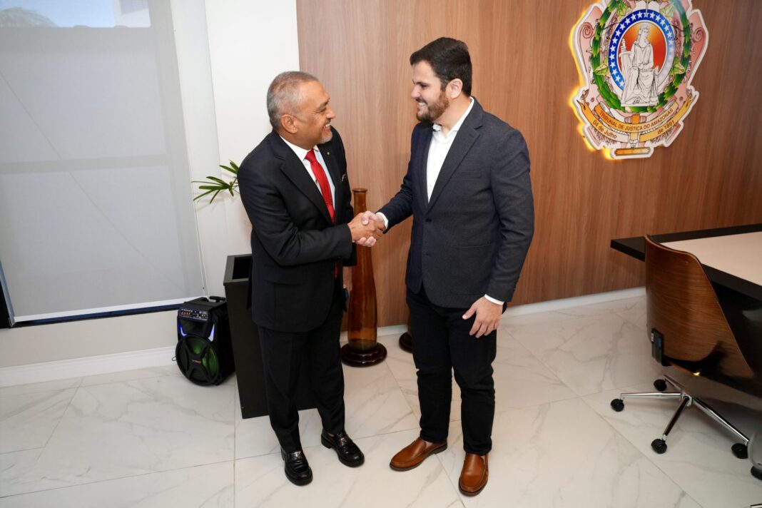 Prefeito Renato Junior destaca diálogo com TJ-AM para fortalecer parceria institucional e desenvolver projetos de infraestrutura em Manaus Prefeito Renato Junior destaca diálogo com TJ-AM para fortalecer parceria institucional e desenvolver projetos de infraestrutura em Manaus