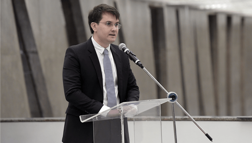 USP anula concurso para professor após aprovado apresentar cartas de ministros do STF USP anula concurso para professor após aprovado apresentar cartas de ministros do STF