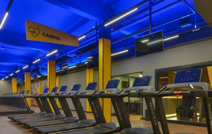 Homem morre após passar mal durante treino em academia de Salvador Homem morre após passar mal durante treino em academia de Salvador
