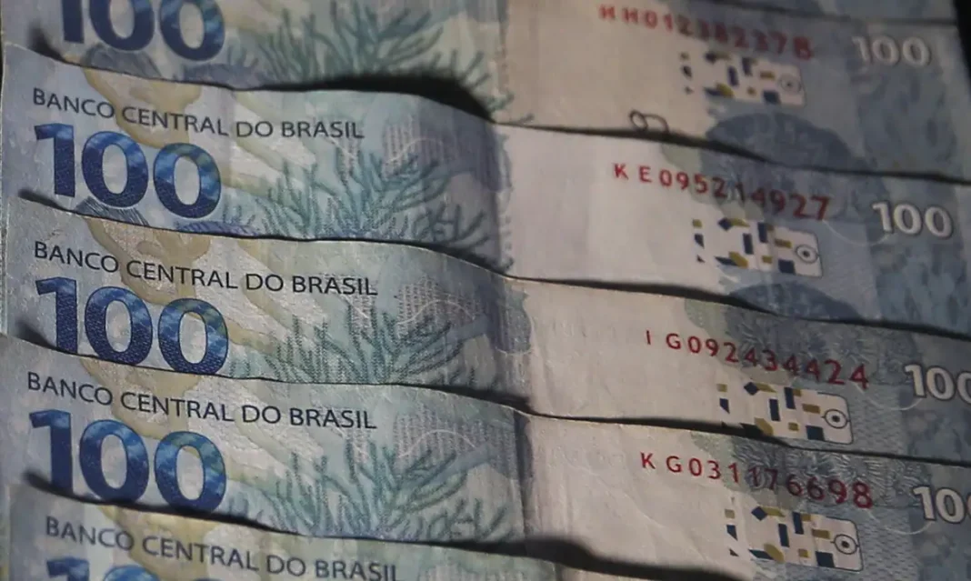 Dívida bruta brasileira atinge 82,5% do PIB em julho, maior patamar em cinco anos Dívida bruta brasileira atinge 82,5% do PIB em julho, maior patamar em cinco anos