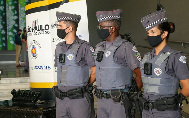 Congresso travou regulação de câmeras corporais enquanto letalidade policial batia recorde Congresso travou regulação de câmeras corporais enquanto letalidade policial batia recorde