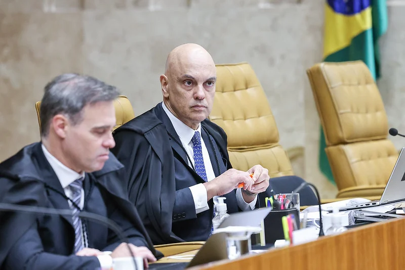 Siga a sessão do STF que analisa acusações contra Moraes Siga a sessão do STF que analisa acusações contra Moraes