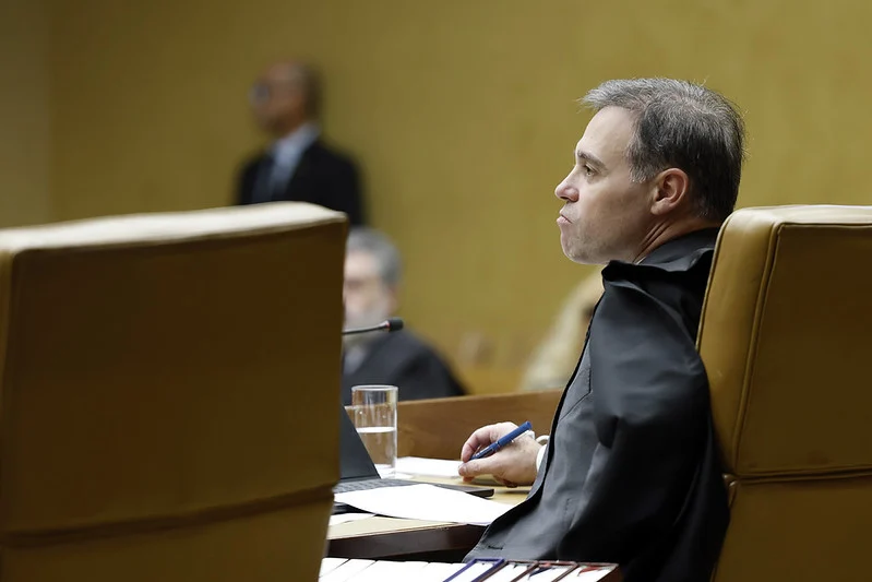 Rede de extrema direita impulsionou apoio a Mendonça em meio à crise no STF Rede de extrema direita impulsionou apoio a Mendonça em meio à crise no STF