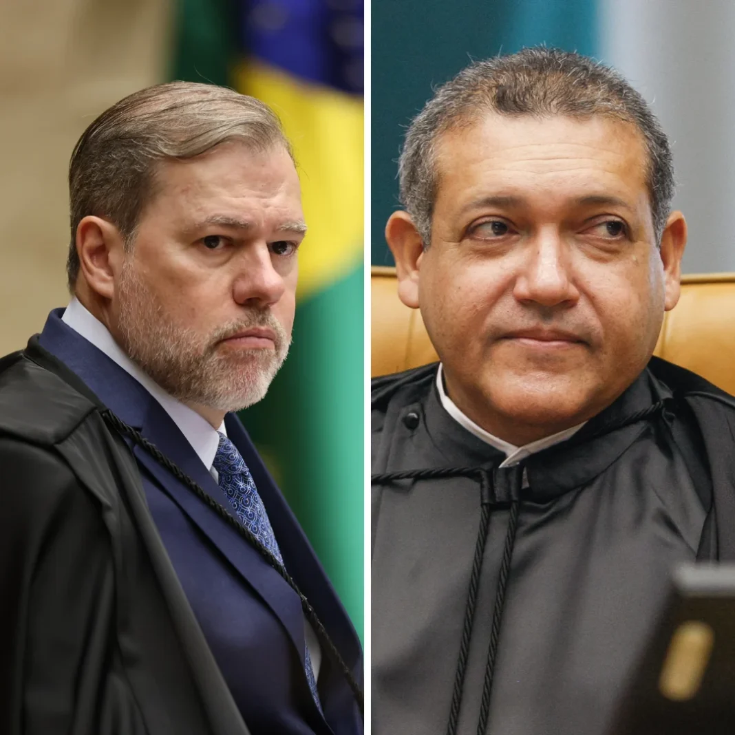 Relatório da PF aponta que Mendonça pressionou por Moraes e poupou Toffoli e Kassio Relatório da PF aponta que Mendonça pressionou por Moraes e poupou Toffoli e Kassio