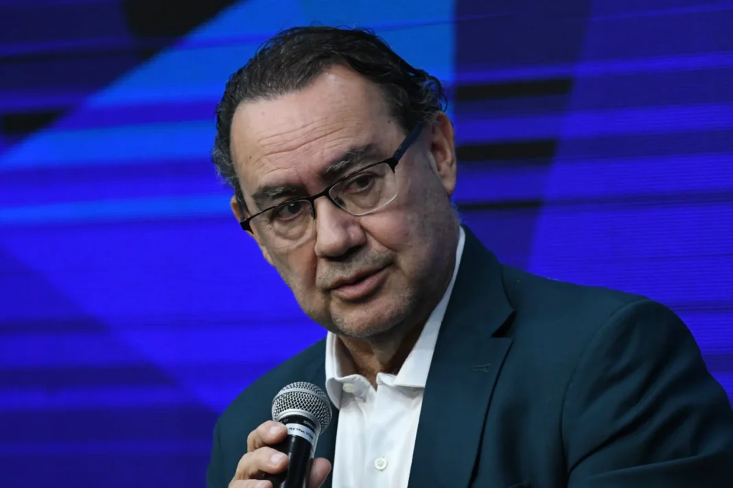 Cury encontrou uma onda. Agora precisa provar que existe chão Cury encontrou uma onda. Agora precisa provar que existe chão
