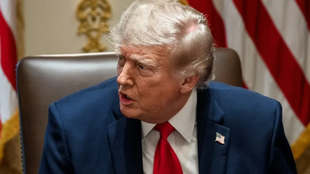 Corrida da IA racha setor: executivos pedem cautela, mas Trump rejeita freio e cita China Corrida da IA racha setor: executivos pedem cautela, mas Trump rejeita freio e cita China