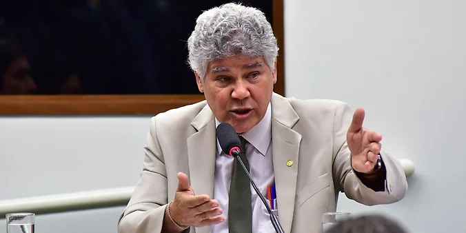 Após reportagem do ICL, Chico Alencar pede apuração sobre Nikolas e Vorcaro Após reportagem do ICL, Chico Alencar pede apuração sobre Nikolas e Vorcaro