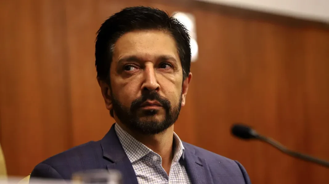 Câmara de São Paulo instala comissão para avaliar impeachment de Ricardo Nunes Câmara de São Paulo instala comissão para avaliar impeachment de Ricardo Nunes