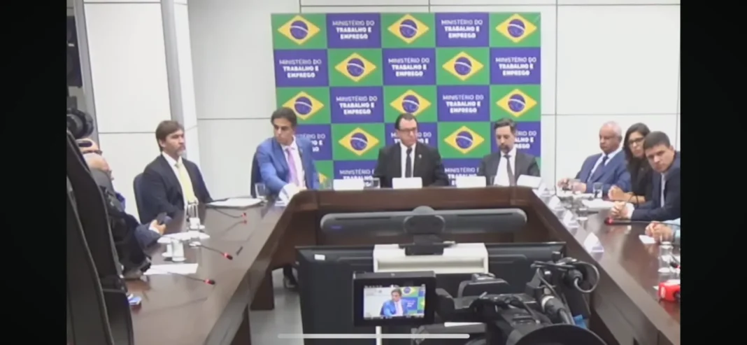 MPT recebe 1.140 denúncias de assédio eleitoral após segundo turno MPT recebe 1.140 denúncias de assédio eleitoral após segundo turno