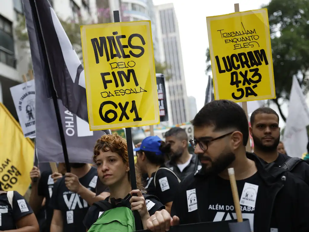 Governo quer expor aliados de Flávio em votação do fim da escala 6×1 Governo quer expor aliados de Flávio em votação do fim da escala 6×1