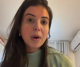Influenciadora desiste de viagem à Bahia após eleições e gera polêmica nas redes Influenciadora desiste de viagem à Bahia após eleições e gera polêmica nas redes