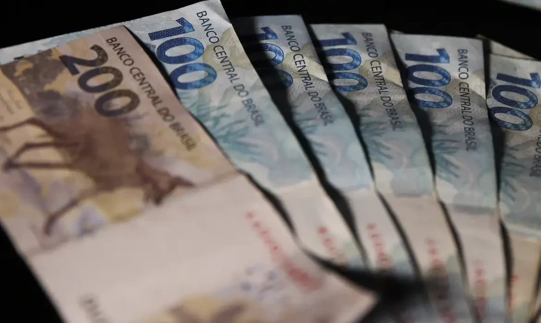 Arrecadação federal cresce 5,62% em setembro e soma R$ 239,4 bilhões Arrecadação federal cresce 5,62% em setembro e soma R$ 239,4 bilhões