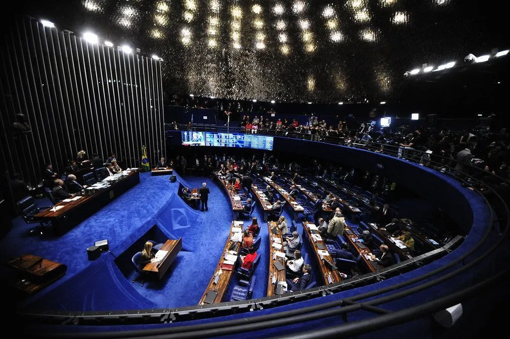 Senado aprova perdão de dívidas de MEIs e eleva teto para R$ 140 mil Senado aprova perdão de dívidas de MEIs e eleva teto para R$ 140 mil